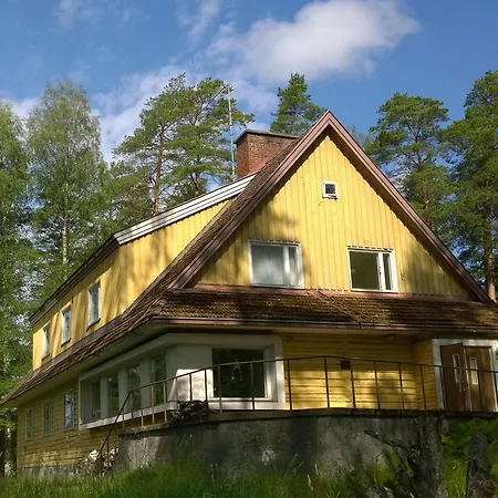 Saimaa Hirsilinna 2*